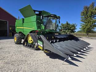 2024 MacDon Industries C3008C