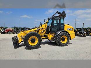 2019 JCB TM420