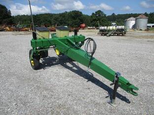 John Deere 7000