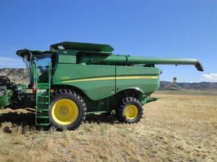 2023 John Deere S770
