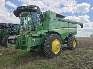 2024 John Deere S770