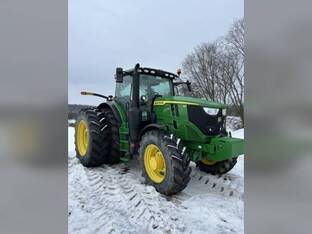 2023 John Deere 6R 215