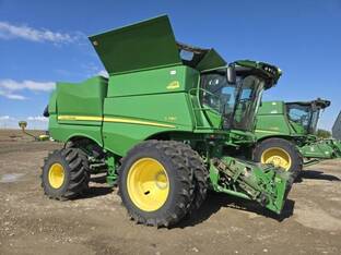 2021 John Deere S780