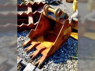 Strickland Bros. Enterprises V1035 DIGGING BUCKET