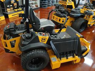 2024 Hustler FASTRAK 60