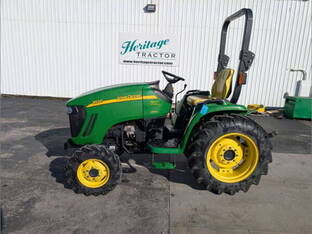 2010 John Deere 3520