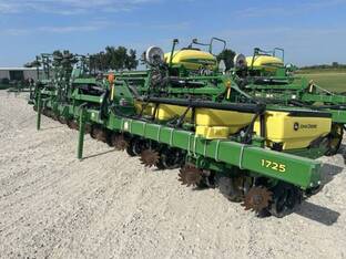 2020 John Deere 1725