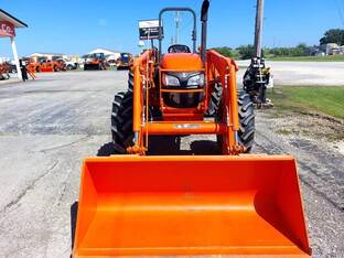 2022 Kubota M6060 DTH