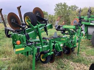 2024 John Deere 2100