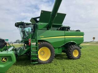 2024 John Deere S780