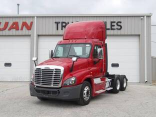 2020 Freightliner CASCADIA 125