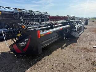 2022 MacDon Industries FD140