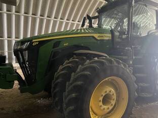2023 John Deere 8R 410