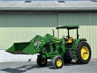2008 John Deere 7130
