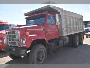 1999 International S2500