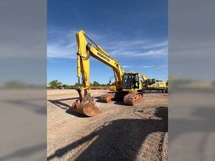 2019 Komatsu PC240 LC-11