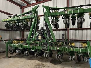 2020 John Deere 1725