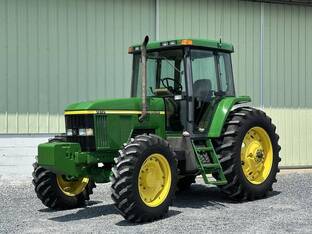 2001 John Deere 7410