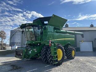 2024 John Deere S780
