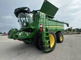 2021 John Deere S770
