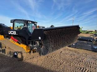 2022 JCB 332/L4027
