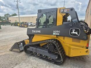 2022 John Deere 325G