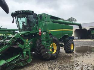 2023 John Deere S780