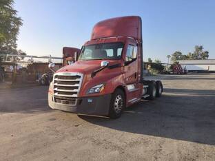 2022 Freightliner CASCADIA 126