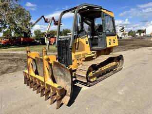 2011 John Deere 550J LT