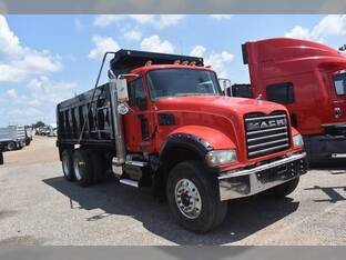 2016 Mack GRANITE GU713