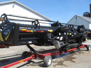 2019 MacDon Industries FD130