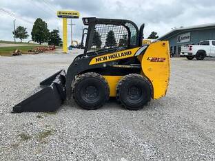 2019 New Holland L213