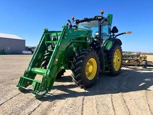 2024 John Deere 6R 215