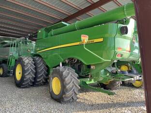 2021 John Deere S780