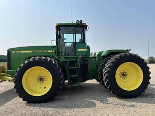 2000 John Deere 9200