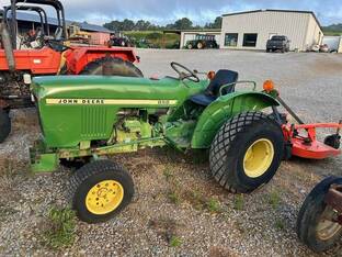 John Deere 850