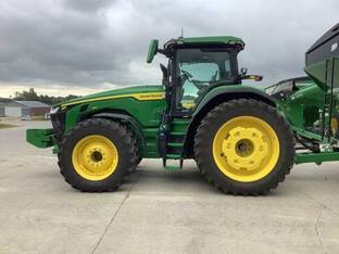 2024 John Deere 8R 410