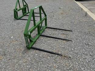 2025 Ottawa Global Rancher Bale Spear