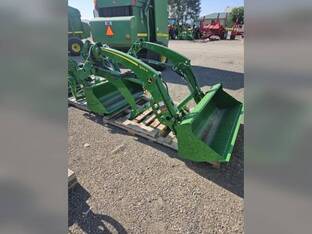 2023 John Deere 320R