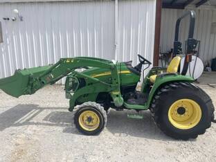 2010 John Deere 3720