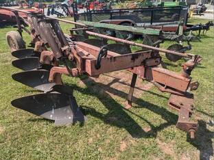 1985 International 700