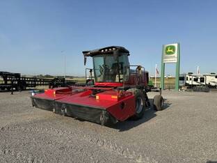 2017 Massey-Ferguson WR9960