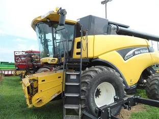 2004 New Holland CR960