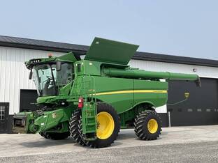 2012 John Deere S670
