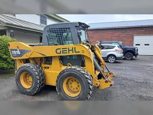Gehl 7810