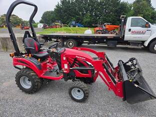 2019 Mahindra eMAX 20S HST