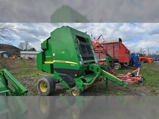 John Deere 854N