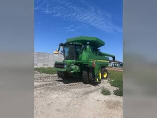 2023 John Deere S770