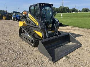 2025 New Holland C332