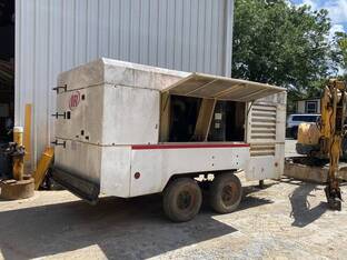 2004 Ingersoll Rand VHP750WCU